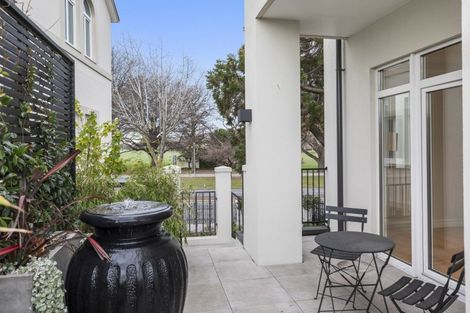 Photo of property in 2 Ayr Street, Riccarton, Christchurch, 8011