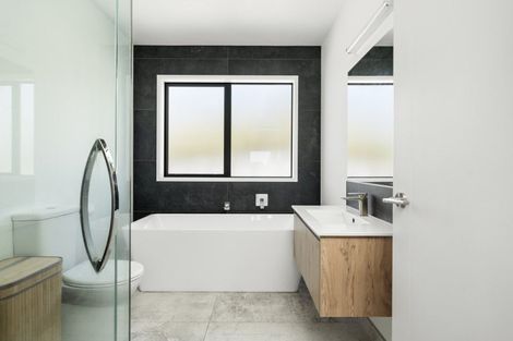 Photo of property in 4 Raby Lane, Pyes Pa, Tauranga, 3112