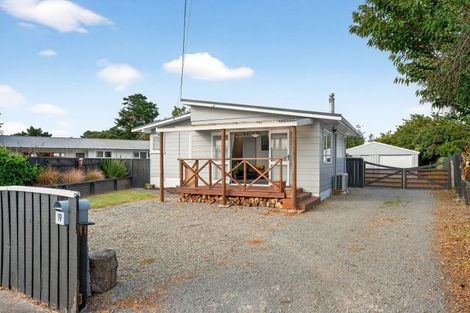 Photo of property in 19 Hardie Grove, Featherston, 5710