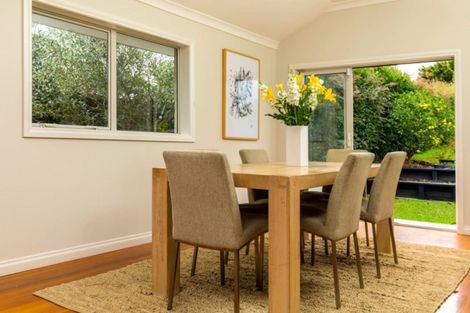 Photo of property in 21 Churchouse Road, Greenhithe, Auckland, 0632