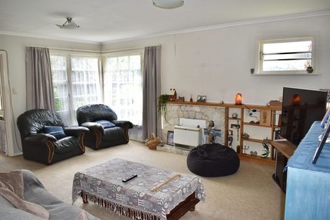 Photo of property in 32 Te Roto Road, Otaki, 5512