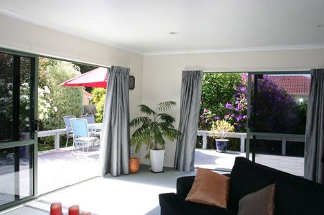 Photo of property in 122 Carlton Street, Bellevue, Tauranga, 3110
