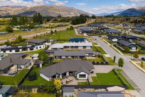 Photo of property in 9 Wren Street, Albert Town, Wanaka, 9305
