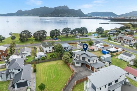 Photo of property in 16 Fred Carr Place, One Tree Point, 0118