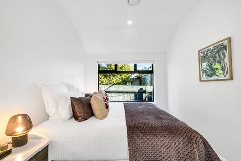 Photo of property in 7 Humariri Street, Point Chevalier, Auckland, 1022
