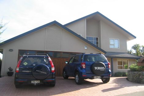 Photo of property in 3 Molyneux Close, Whitby, Porirua, 5024