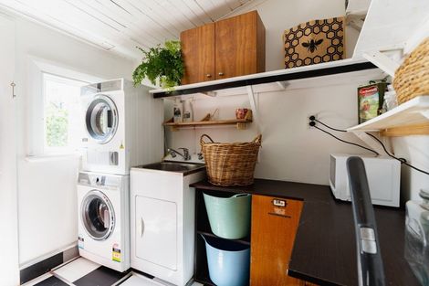 Photo of property in 76 Manapouri Street, Ravensbourne, Dunedin, 9022