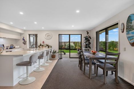 Photo of property in 23 Merino Crescent, Amberley, 7410