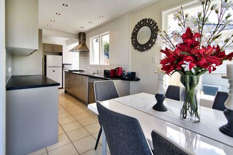 Photo of property in 10 Pasteur Place, New Windsor, Auckland, 0600