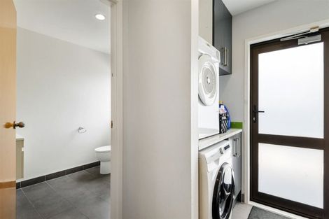 Photo of property in 2/10 Tiri View Place, Waiake, Auckland, 0630