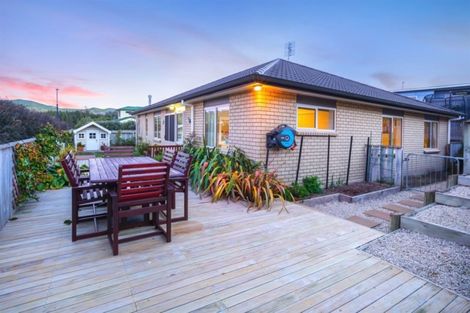 Photo of property in 54 Te Puia Drive, Aotea, Porirua, 5024