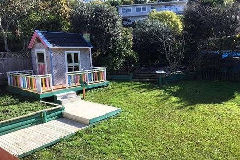 Photo of property in 12 Arahia Street, Northcote, Auckland, 0627