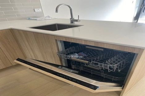 Photo of property in 19 Lyons Avenue, Murrays Bay, Auckland, 0630