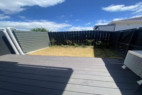 Photo of property in 74c Burundi Avenue, Clendon Park, Auckland, 2103
