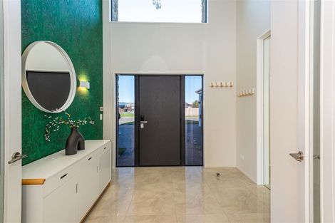 Photo of property in 46 Luxembourg Crescent, Halswell, Christchurch, 8025