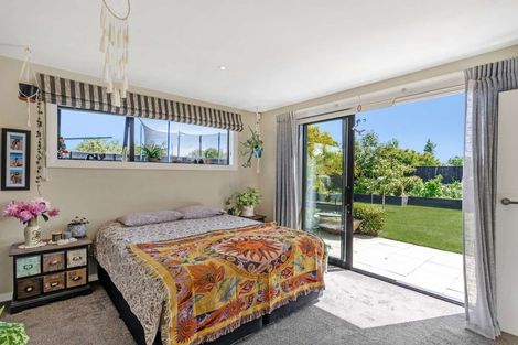 Photo of property in 17 Churchill Drive, Rangiora, 7400