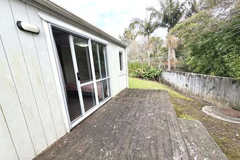 Photo of property in 21 Kamara Road, Glen Eden, Auckland, 0602