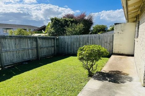 Photo of property in 3/30 Islington Avenue, New Lynn, Auckland, 0600