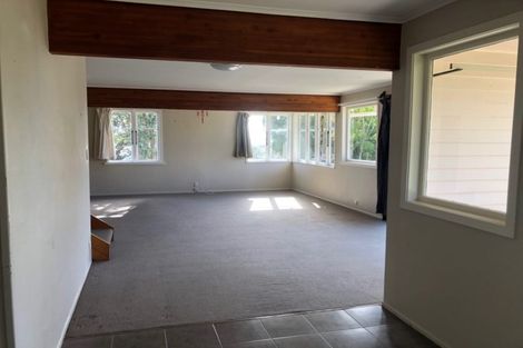 Photo of property in 572 Beach Road, Rothesay Bay, Auckland, 0630