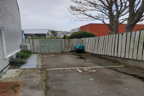 Photo of property in Paddington Apartments, 15/15 Mckinley Crescent, Brooklyn, Wellington, 6021