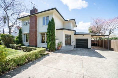 Photo of property in 24 Fraser Court, Roslyn, Palmerston North, 4414