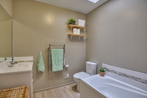 Photo of property in 2/63 Wychbury Street, Spreydon, Christchurch, 8024