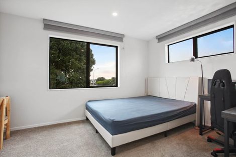 Photo of property in 233a Finlayson Avenue, Clendon Park, Auckland, 2103