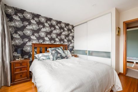 Photo of property in 72 Woodbury Street, Russley, Christchurch, 8042