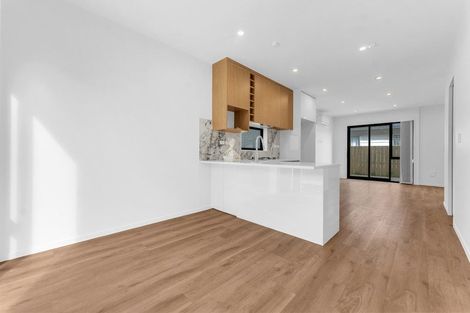 Photo of property in 22b Justamere Place, Weymouth, Auckland, 2103