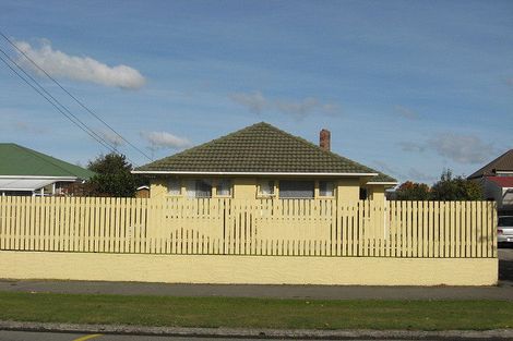 Photo of property in 2/129 Maidstone Road, Ilam, Christchurch, 8041