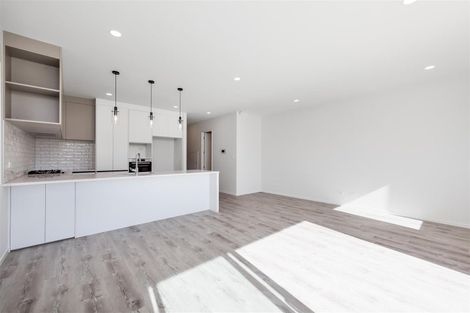 Photo of property in 8 Paparahi Place, Wainui, 0992