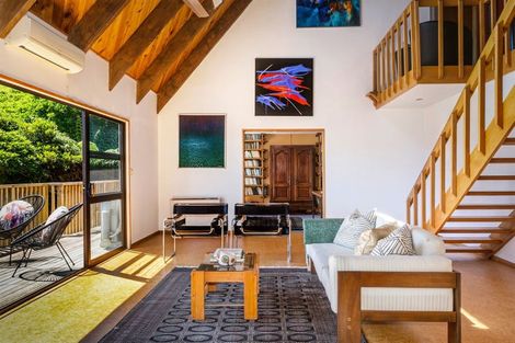 Photo of property in 30 Ngaumatau Road, Point Howard, Lower Hutt, 5013