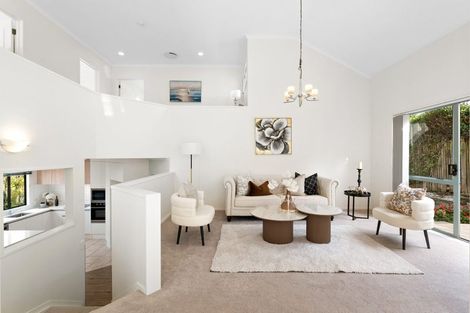 Photo of property in 29 Caversham Drive, Torbay, Auckland, 0630