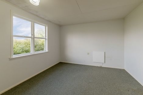 Photo of property in 81 Queenwood Road, Levin, 5510