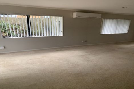 Photo of property in 80 South Kensington Way, Henderson, Auckland, 0612