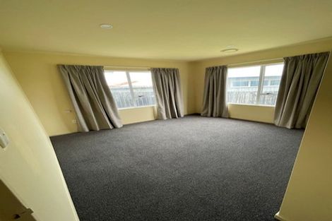 Photo of property in 146 Mark Avenue, Grenada Village, Wellington, 6037