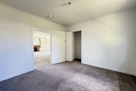 Photo of property in 13 Valdale Road, Henderson, Auckland, 0610