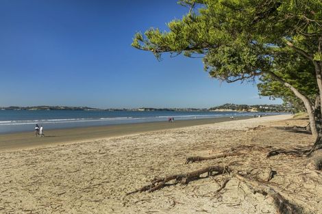 Photo of property in 8/3 Riverside Road, Orewa, 0931