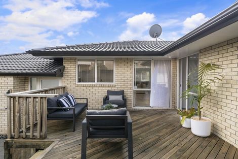 Photo of property in 5 Kasia Close, Massey, Auckland, 0614