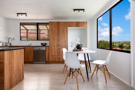 Photo of property in 7 Humphreys Grove, Titahi Bay, Porirua, 5022