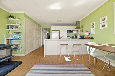 Photo of property in 10 Eglinton Road, The Glen, Dunedin, 9011