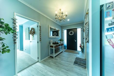 Photo of property in 8 Awatiro Drive, Kaukapakapa, 0871