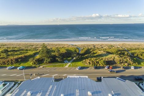 Photo of property in 203/136 Marine Parade, Mount Maunganui, 3116