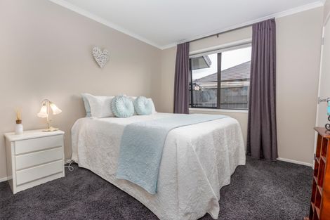 Photo of property in 2 Mirabell Place, Patumahoe, Pukekohe, 2679