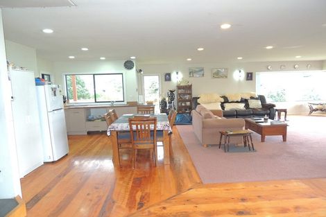 Photo of property in 9 Bill Nolan Place, Mahia, 4198