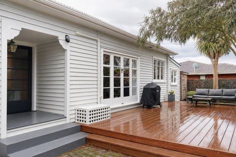 Photo of property in 20 Aorangi Road, Bryndwr, Christchurch, 8053