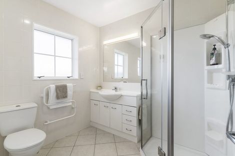 Photo of property in 21c Riverside Road, Orewa, 0931