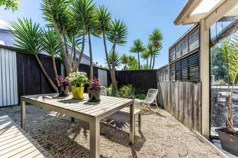 Photo of property in 8 Zealandia Road, Manly, Whangaparaoa, 0930