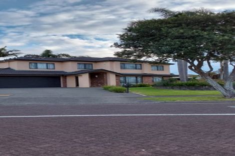 Photo of property in 66 Blackwood Drive, Wattle Downs, Auckland, 2103