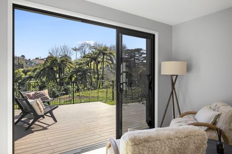 Photo of property in 21a Sycamore Grove, Lower Vogeltown, New Plymouth, 4310